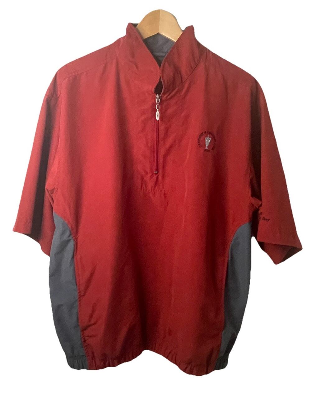 Greenwich Country Club Red GOLF Windbreakee Short Sleeve Jacket 1/4 Zip Sz LRG